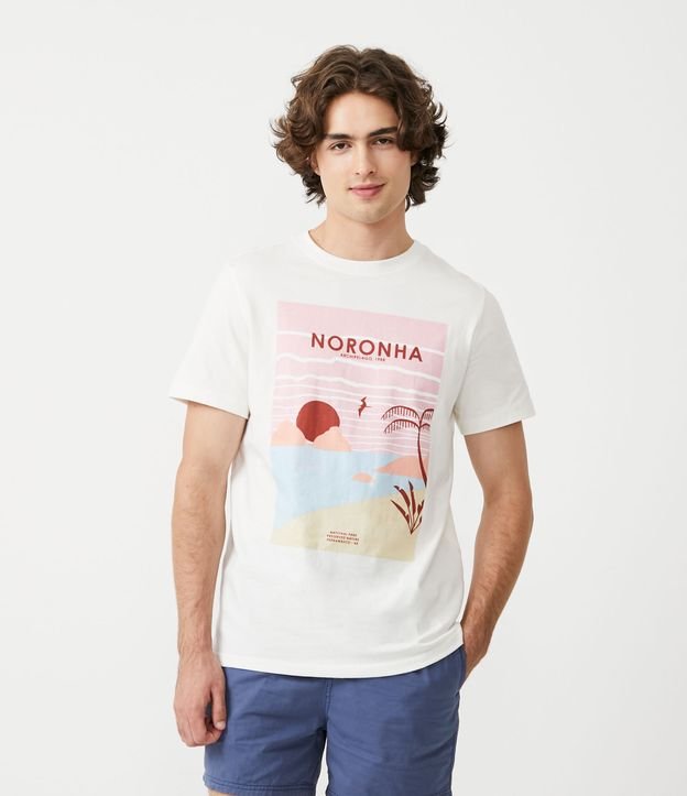 Camiseta Regular em Algodão com Estampa Praia de Noronha