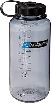 Nalgene Garrafa de água Sustain Tritan livre de BPA feita com material derivado de 50% resíduos de plástico 946